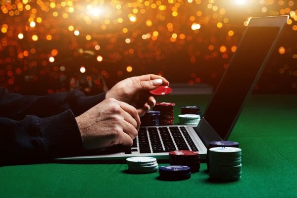 mmk77 ပလက်ဖောင်း - Live Casino နှင့် Sportsbook ဂိမ်းများ ပြသသောမြင်ကွင်း